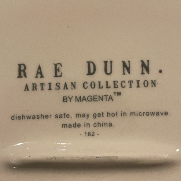 Rae Dunn “Home for the holidays” plate - Picture 3 of 3